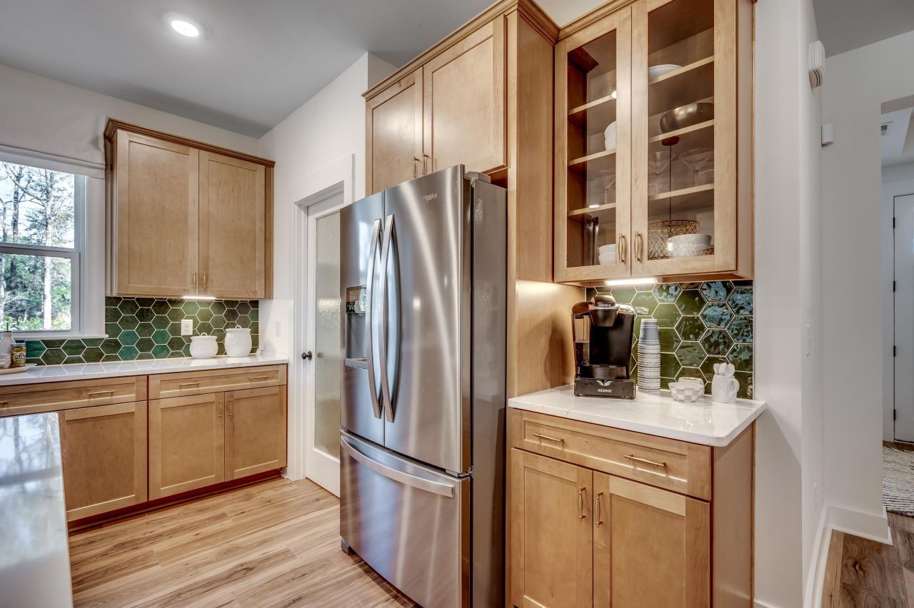 2634 Whitehorn Way Photo 17