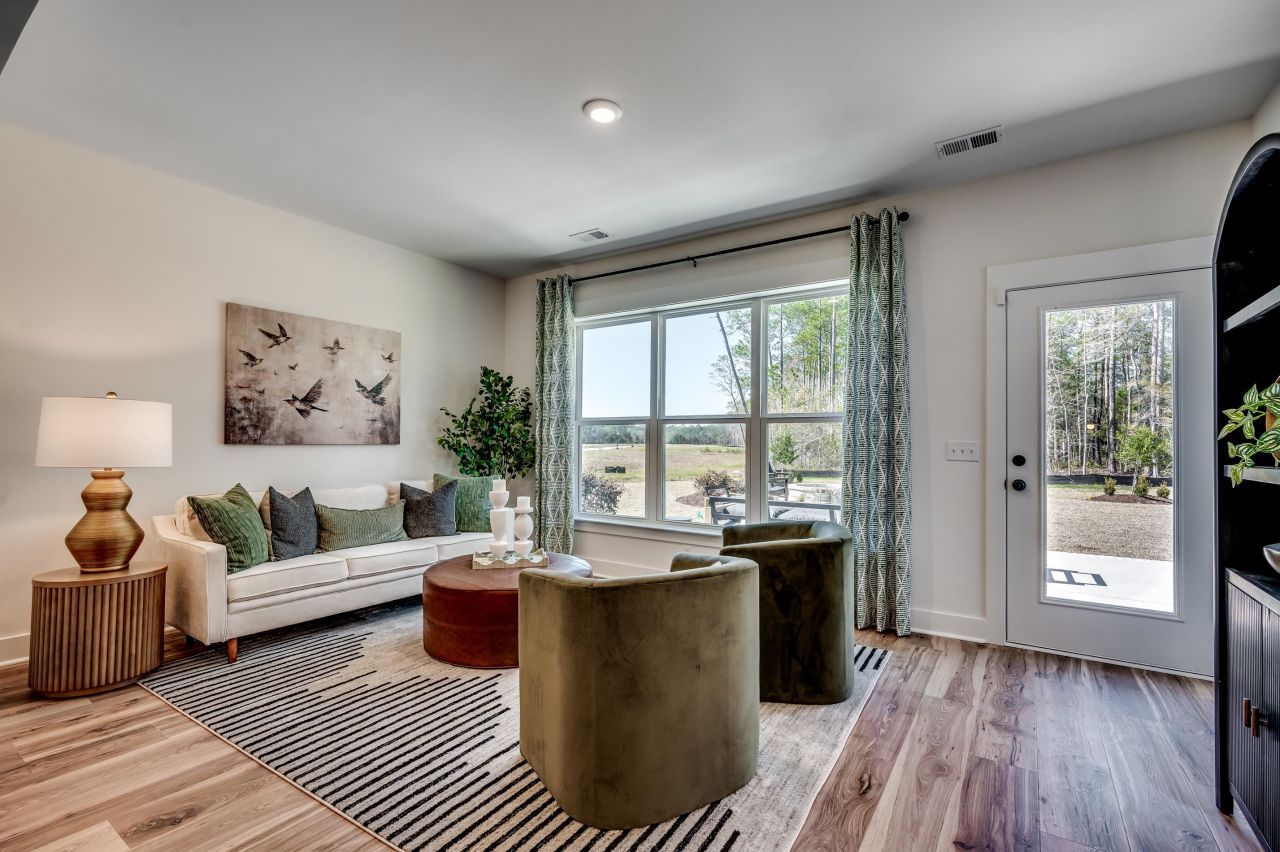 2634 Whitehorn Way Photo 21