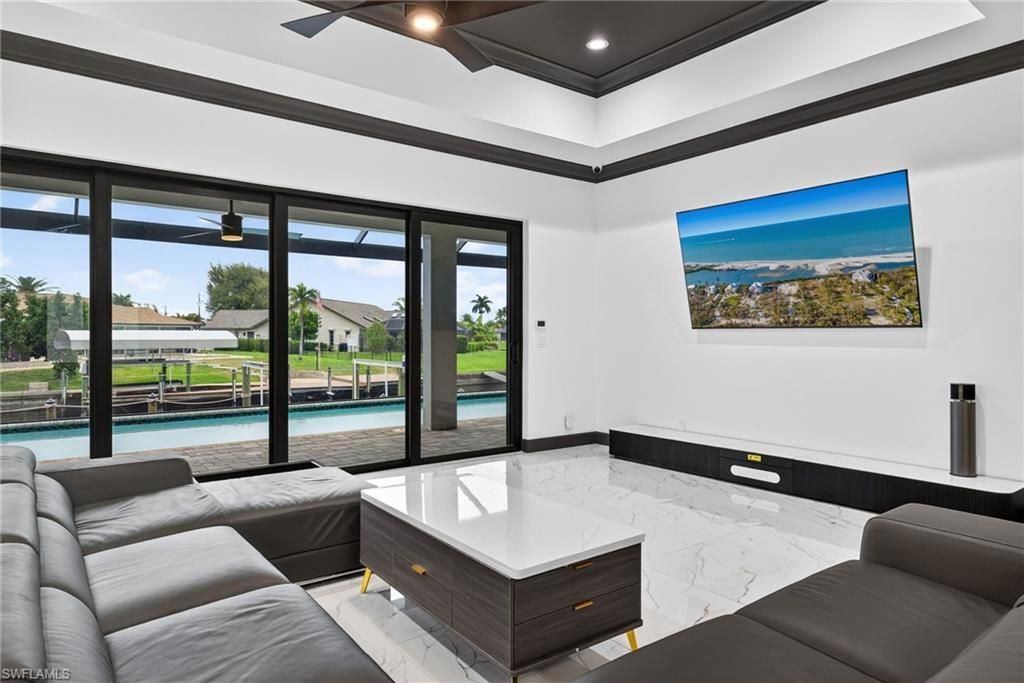 2801 SE 18th Ct, Cape Coral, FL 33904 Photo