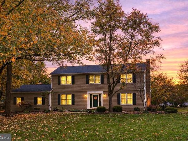 100 KNICKERBOCKER DRIVE, BELLE MEAD, NJ 08502