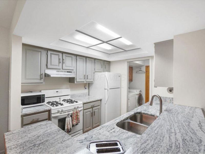 5040 Blendon Pond Drive, Westerville, OH 43081 Photo 19