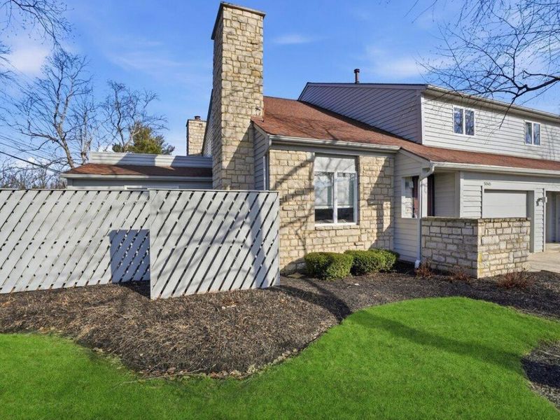 5040 Blendon Pond Drive, Westerville, OH 43081 Photo 4