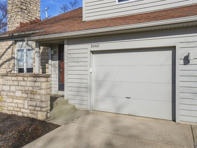 5040 Blendon Pond Drive, Westerville, OH 43081 Photo 4