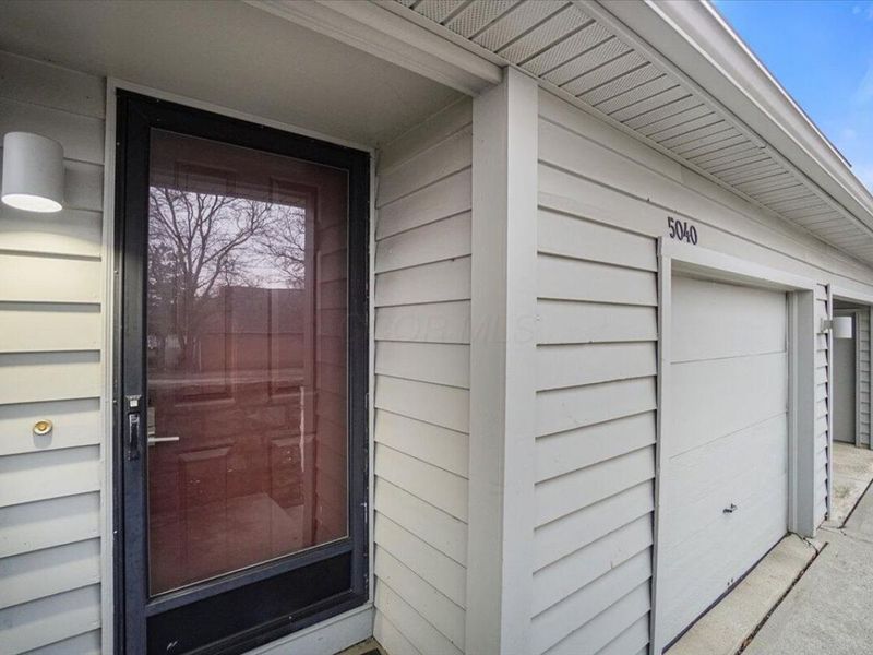 5040 Blendon Pond Drive, Westerville, OH 43081 Photo 6