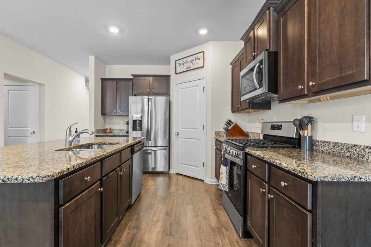 2605 Muhly Ct. Photo 6