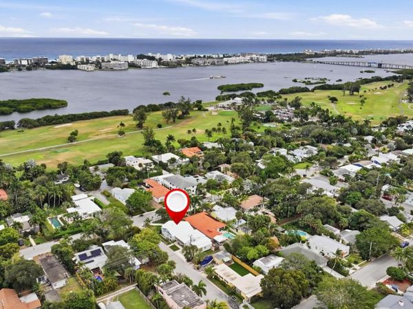 831 N Lakeside Drive, Lake Worth Beach, FL 33460