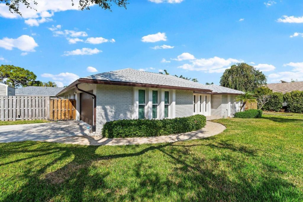 4147 Beech Avenue, Palm Beach Gardens, FL 33410 Photo