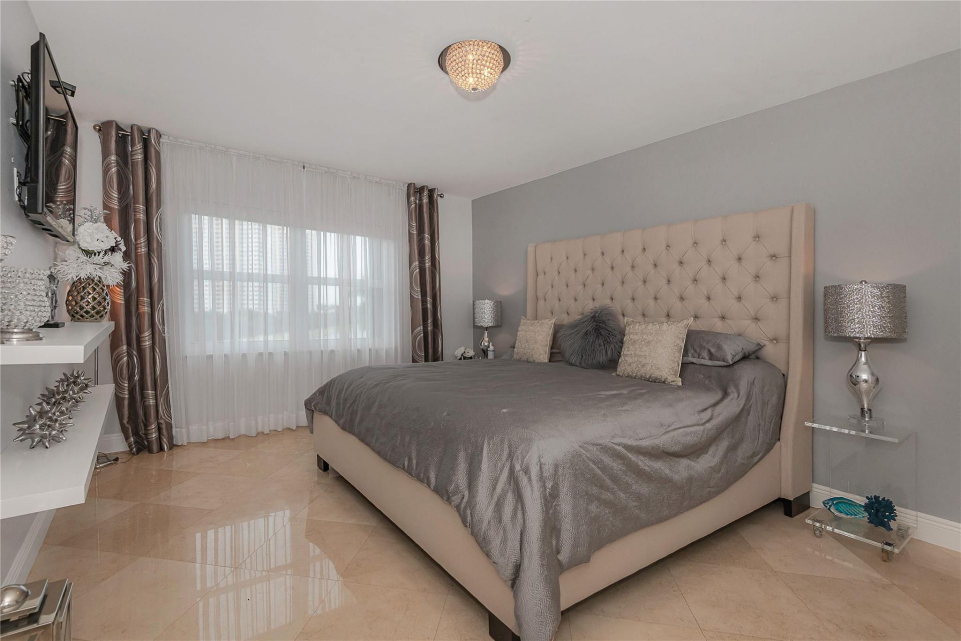 300 Diplomat Parkway, Unit 705, Hallandale Beach, FL 33009 Photo