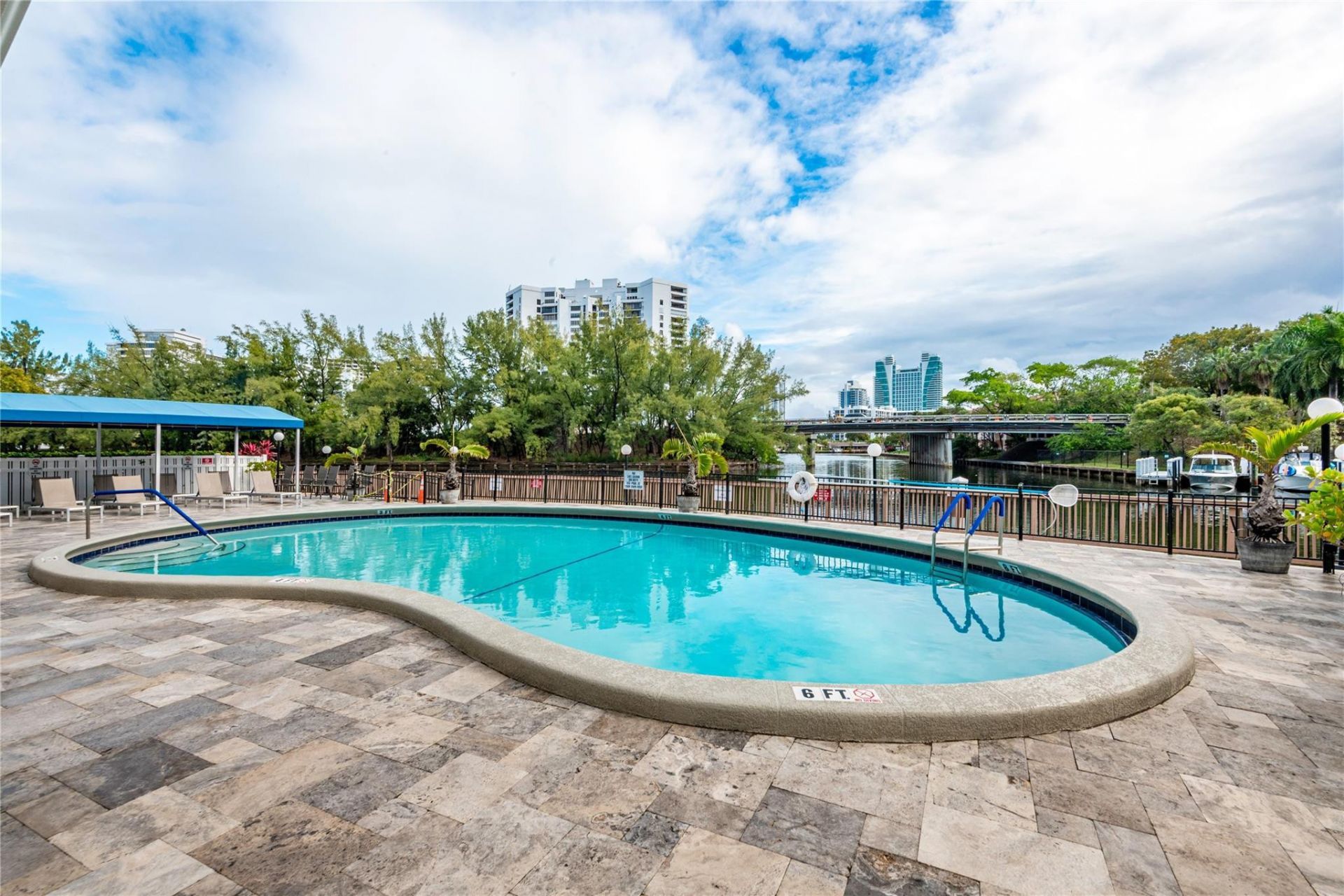 300 Diplomat Parkway, Unit 705, Hallandale Beach, FL 33009 Photo