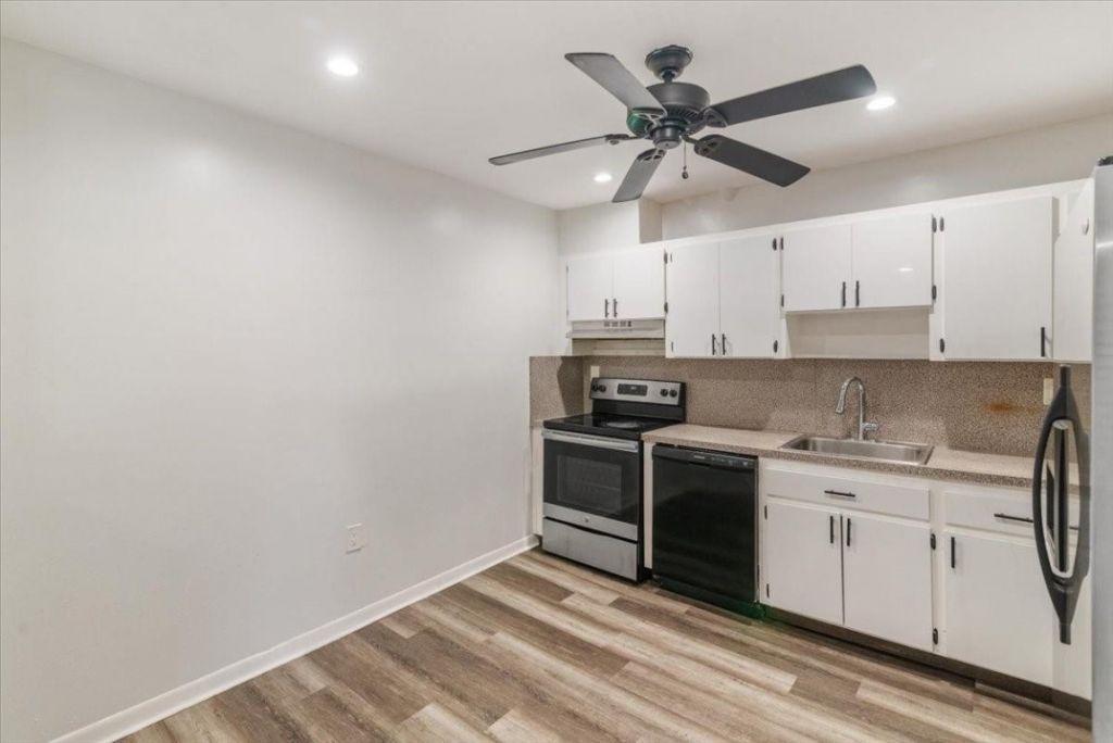 5100 SW 41st St, Unit 321, Pembroke Park, FL 33023 Photo