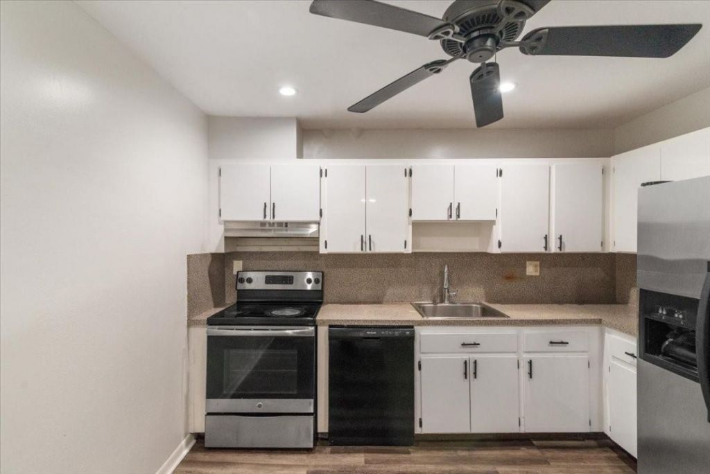 5100 SW 41st St, Unit 321, Pembroke Park, FL 33023 Photo