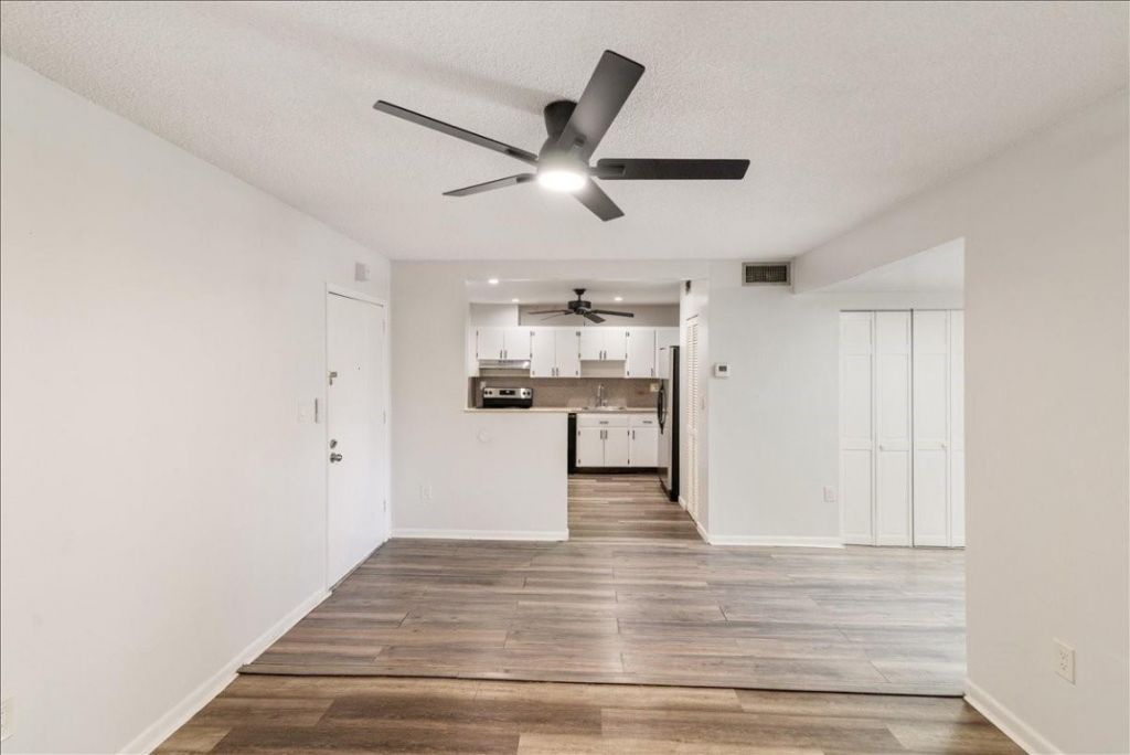 5100 SW 41st St, Unit 321, Pembroke Park, FL 33023 Photo