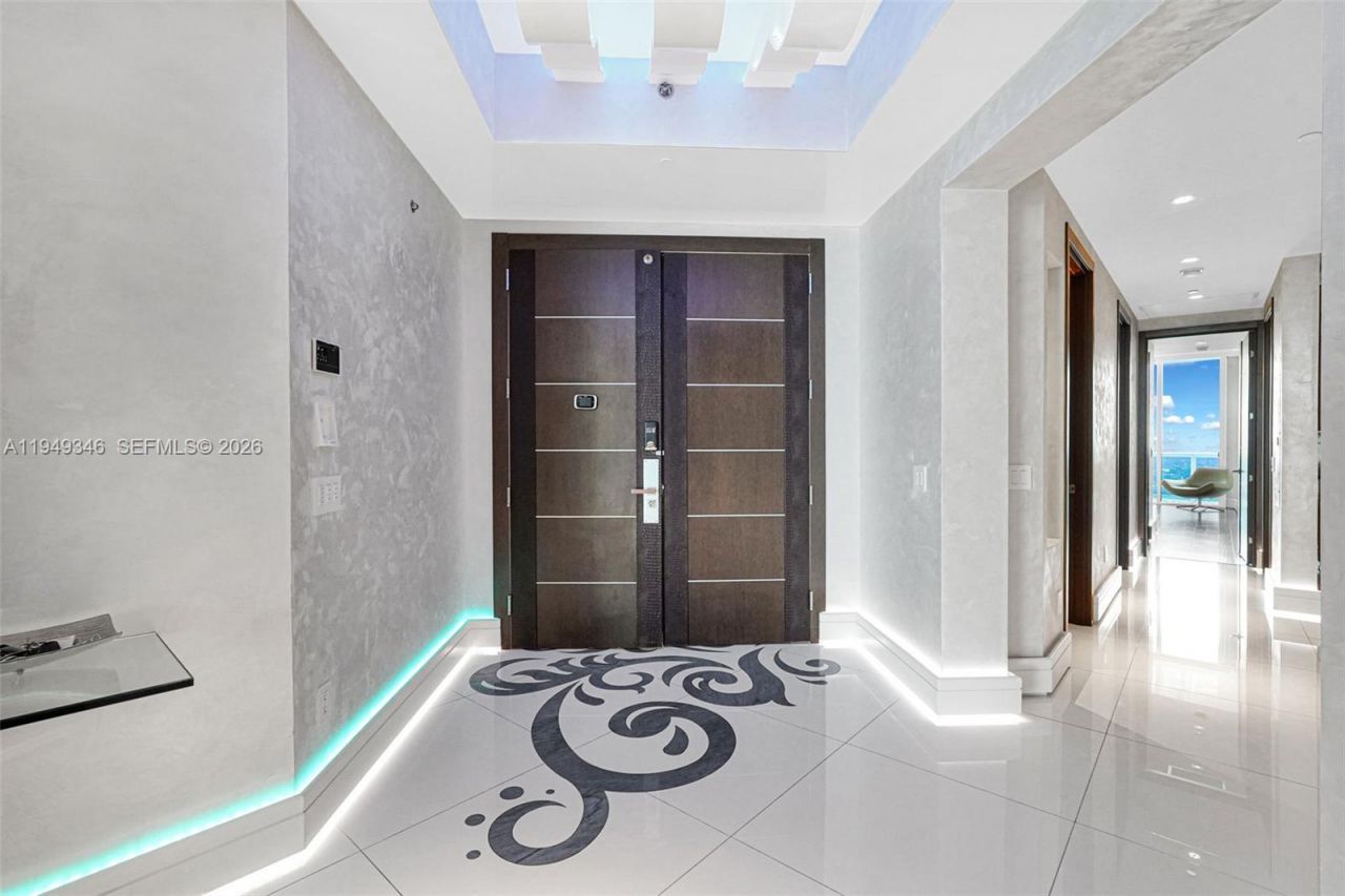 2711 S Ocean Drive, Unit 3704, Hollywood, FL 33019 Photo