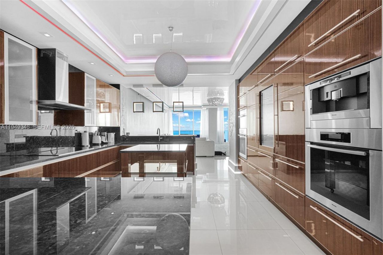 2711 S Ocean Drive, Unit 3704, Hollywood, FL 33019 Photo