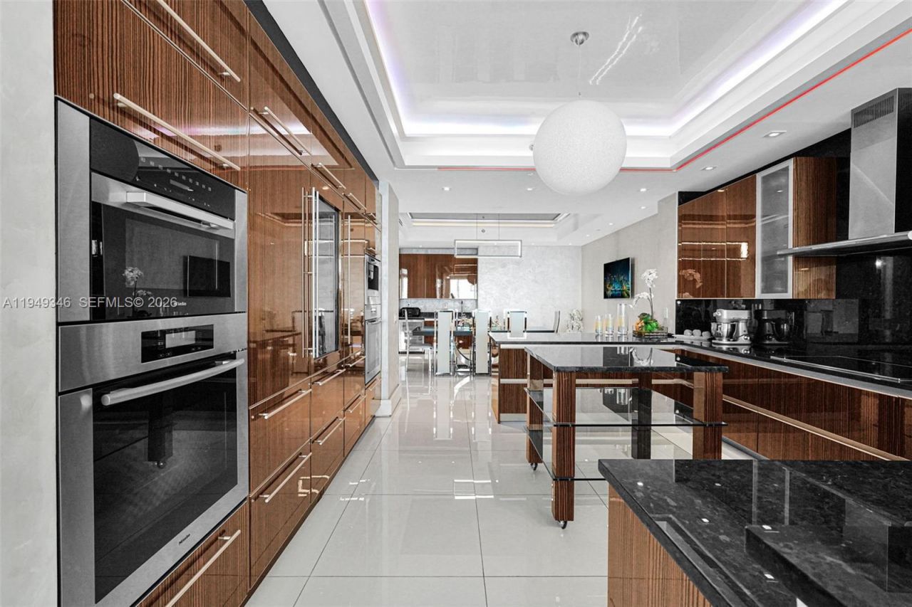 2711 S Ocean Drive, Unit 3704, Hollywood, FL 33019 Photo