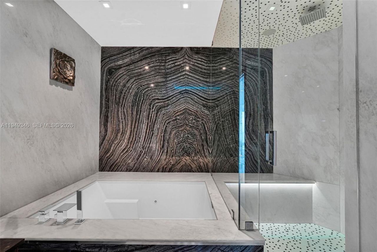 2711 S Ocean Drive, Unit 3704, Hollywood, FL 33019 Photo