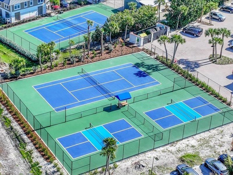 2445 W Gulf Dr, Unit 6D, Sanibel, FL 33957 Photo