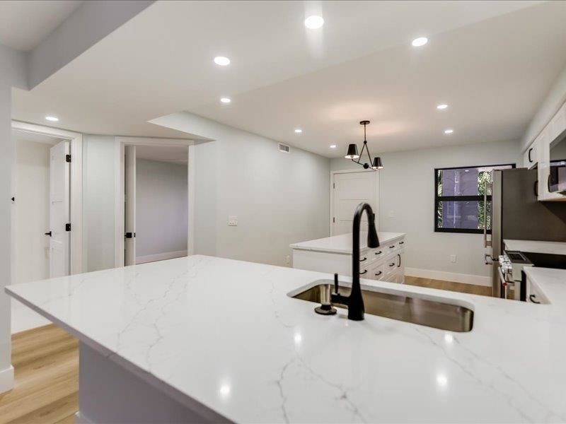 2445 W Gulf Dr, Unit 6D, Sanibel, FL 33957 Photo