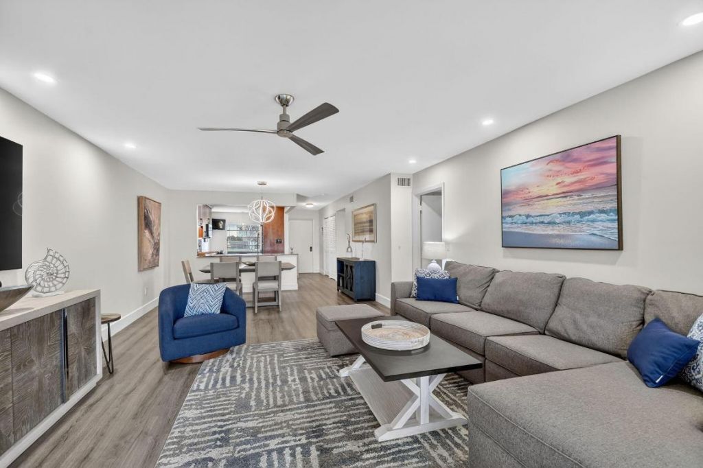 9 Southport Lane, Unit C, Boynton Beach, FL 33436 Photo