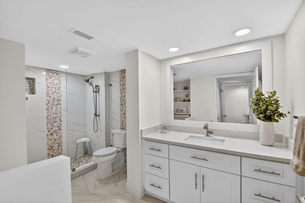 9 Southport Lane, Unit C, Boynton Beach, FL 33436 Photo