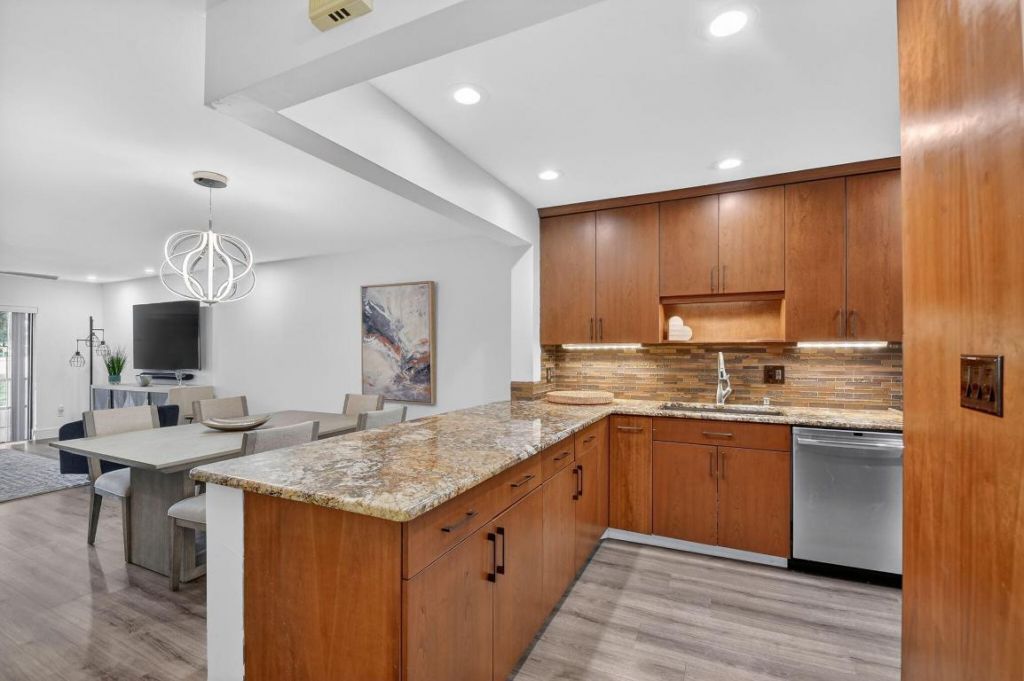 9 Southport Lane, Unit C, Boynton Beach, FL 33436 Photo