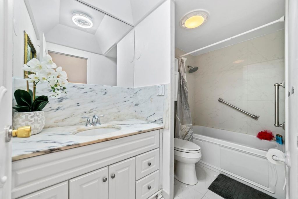 3900 N Ocean Drive, Unit 3F, Lauderdale by the Sea, FL 33308 Photo