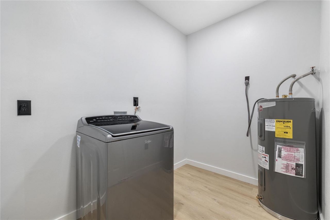 1401 Moselle Avenue, Orlando, FL 32807 Photo