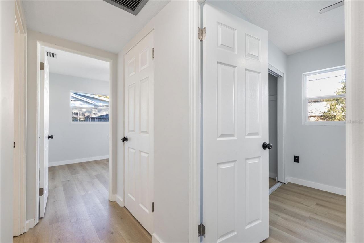 1401 Moselle Avenue, Orlando, FL 32807 Photo