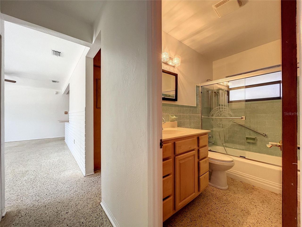 2945 68th Street N, Saint Petersburg, FL 33710 Photo