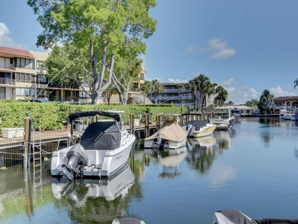 799 Jeffery Street, Unit 209, Boca Raton, FL 33487