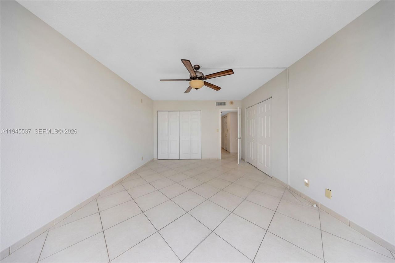 600 Three Islands Blvd , Unit 212, Hallandale Beach, FL 33009 Photo
