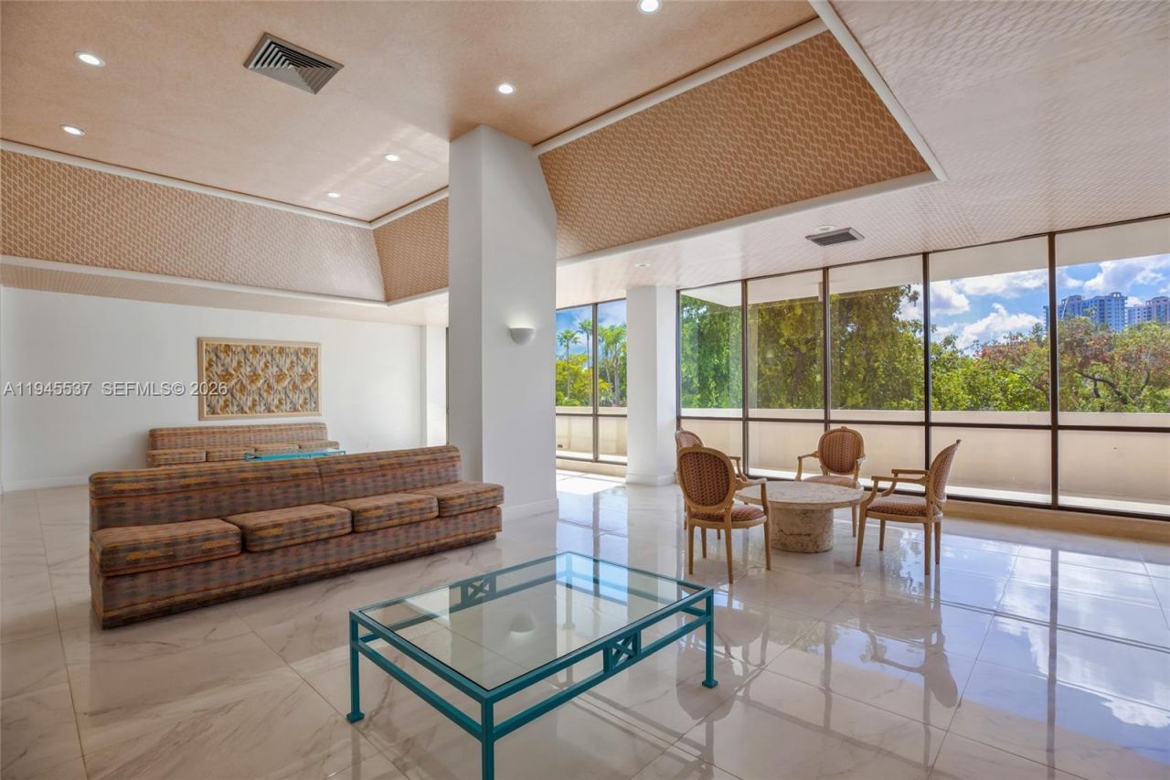 600 Three Islands Blvd , Unit 212, Hallandale Beach, FL 33009 Photo