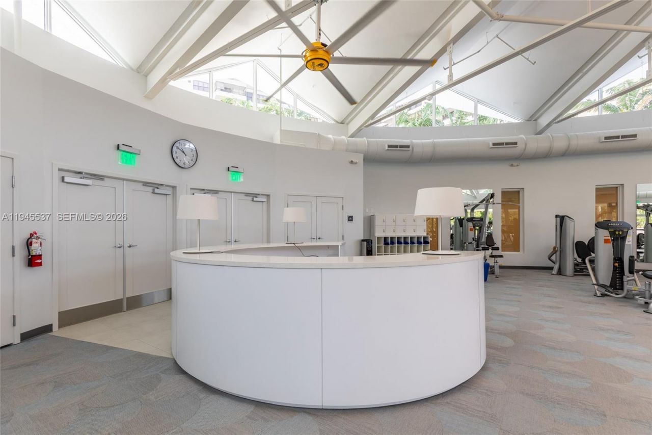 600 Three Islands Blvd , Unit 212, Hallandale Beach, FL 33009 Photo