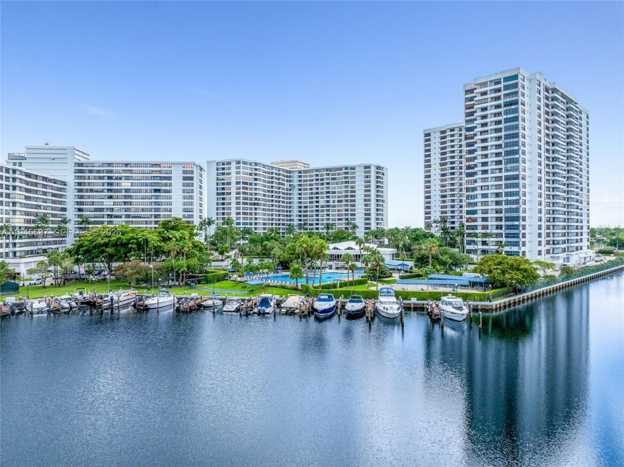 600 Three Islands Blvd , Unit 212, Hallandale Beach, FL 33009 Photo