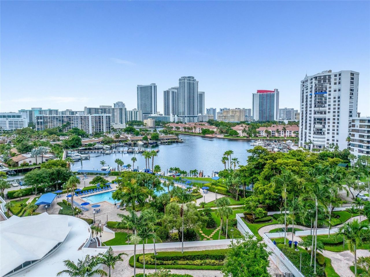 600 Three Islands Blvd , Unit 212, Hallandale Beach, FL 33009 Photo