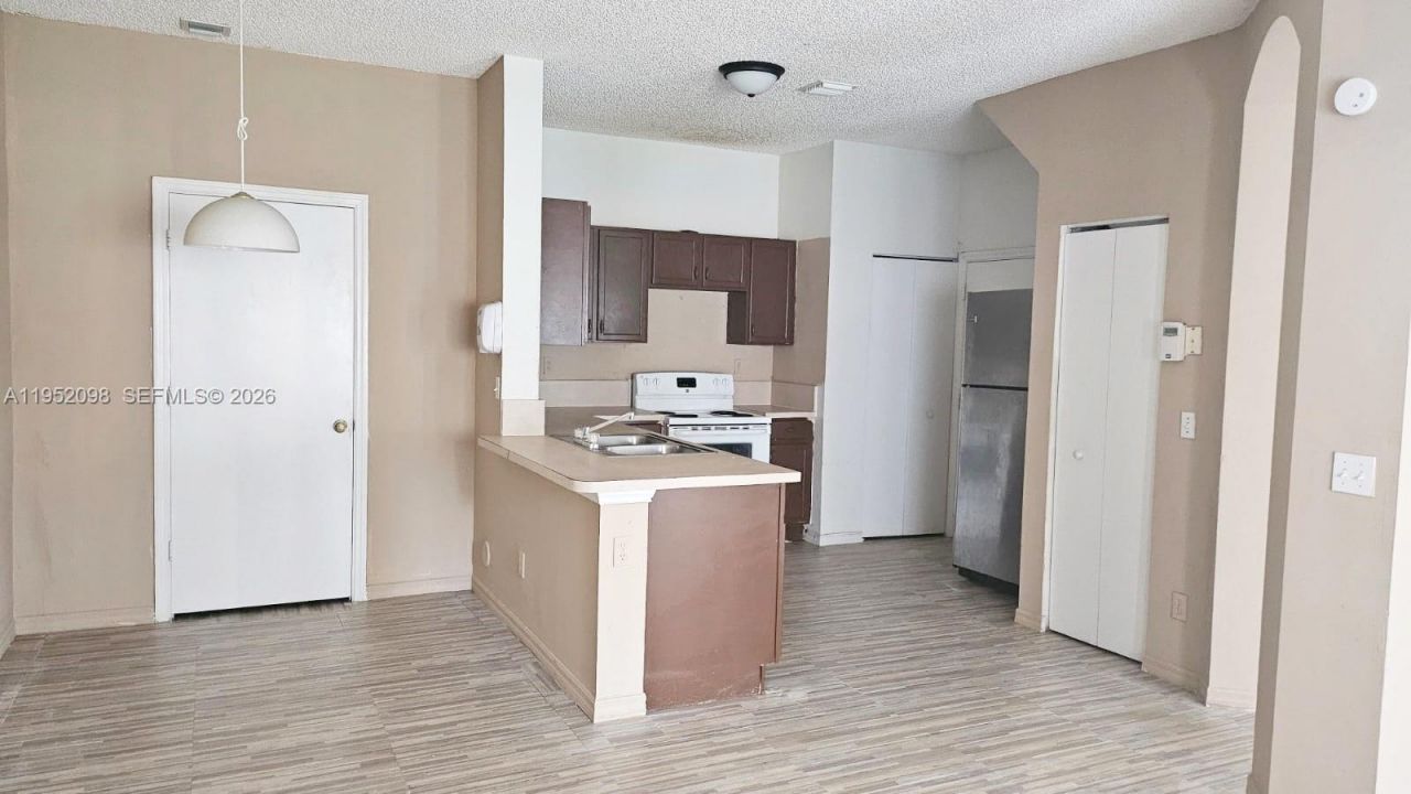 10161 SW 21st St, Miramar, FL 33025 Photo