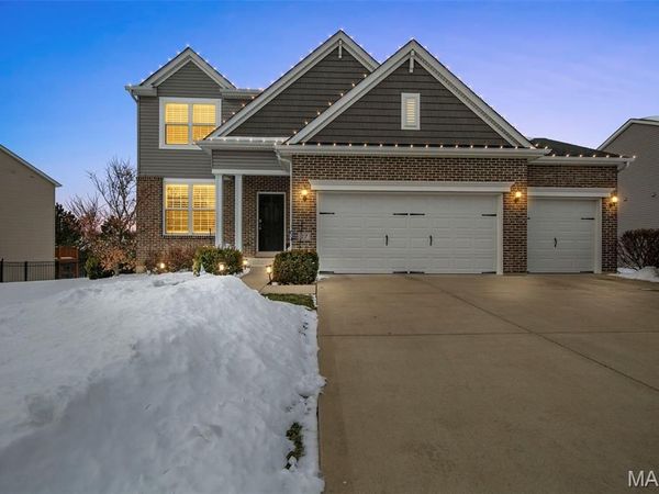 17 Meadow Vista Court, St Peters, MO 63376