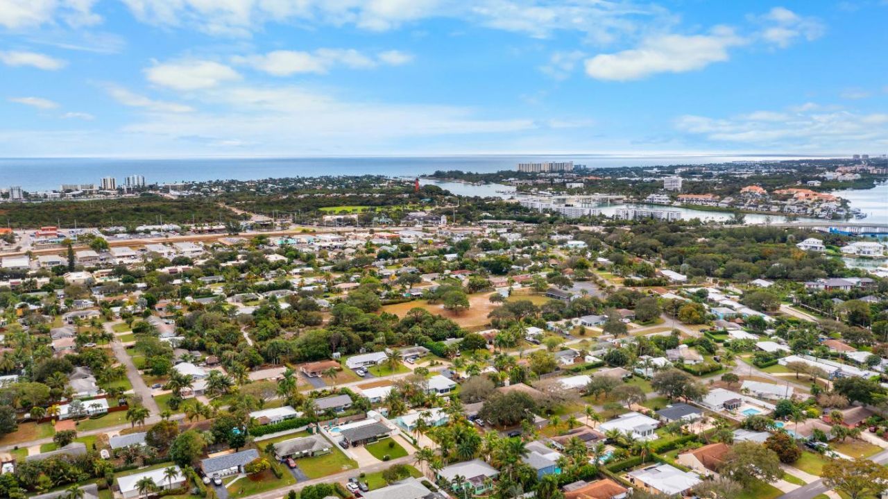 1521 Venus Avenue, Jupiter, FL 33469 Photo