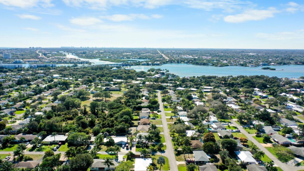 1521 Venus Avenue, Jupiter, FL 33469 Photo