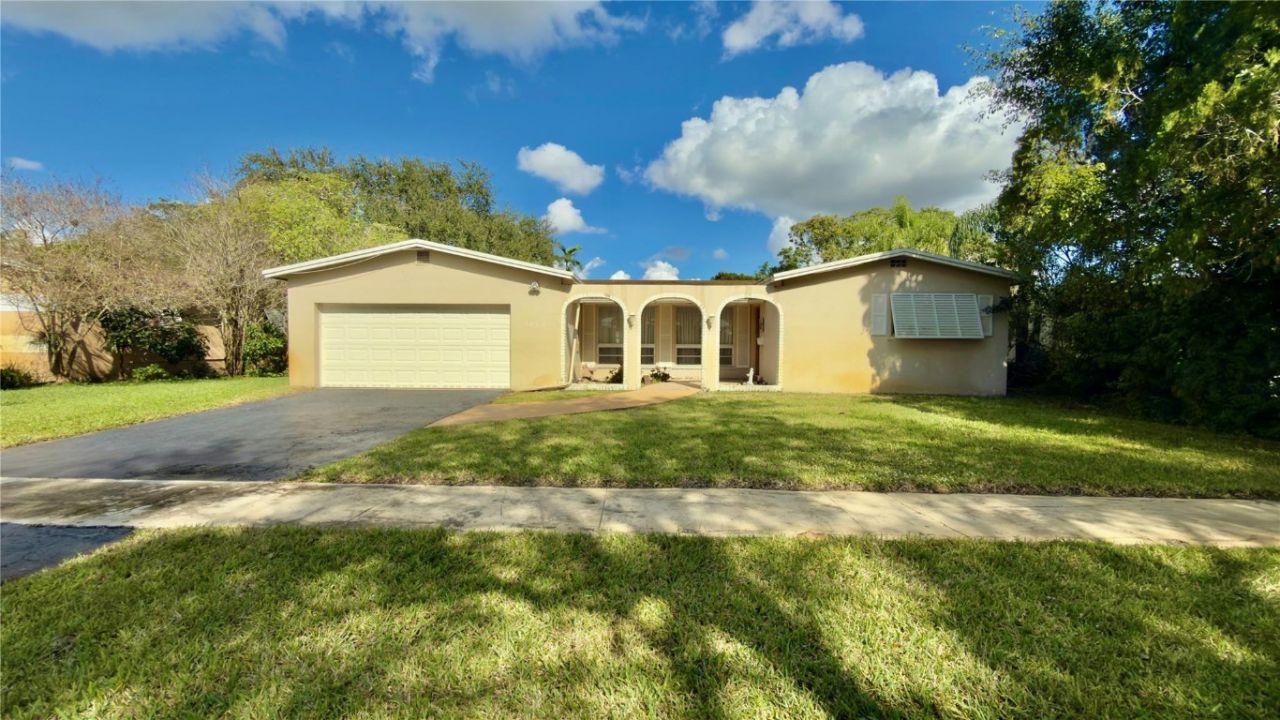 9061 SW 54th Street, Cooper City, FL 33328 Photo