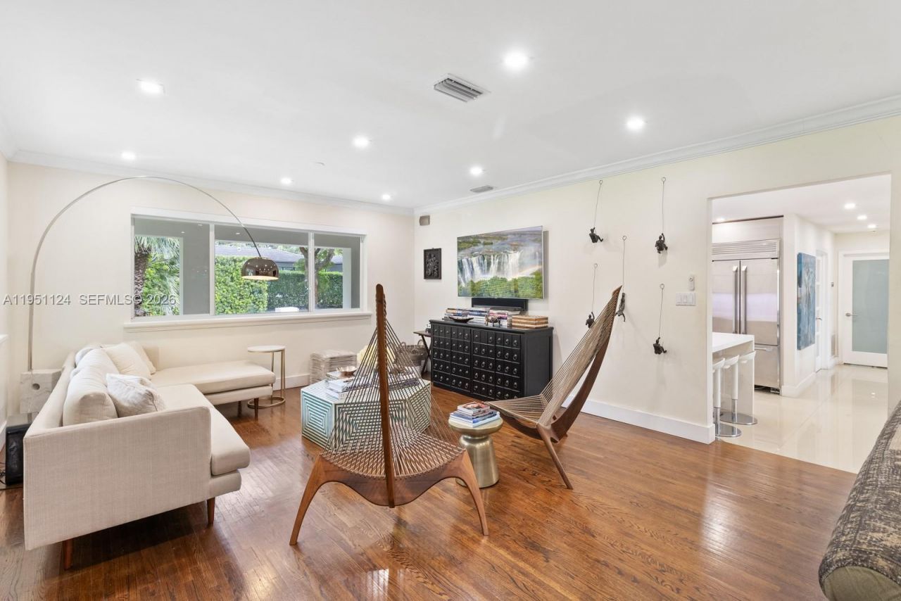 5601 Maggiore St, Coral Gables, FL 33146 Photo