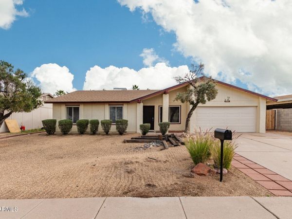 5915 S PARKSIDE Drive, Tempe, AZ 85283