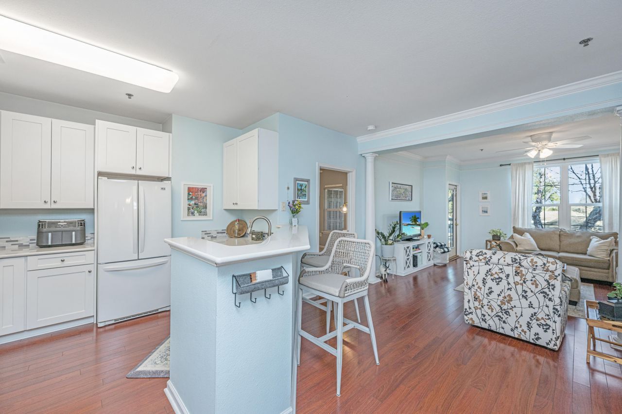 2126 Telfair Way Photo 10