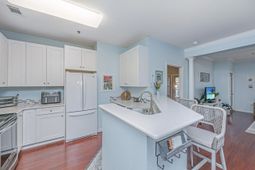 2126 Telfair Way photo 4