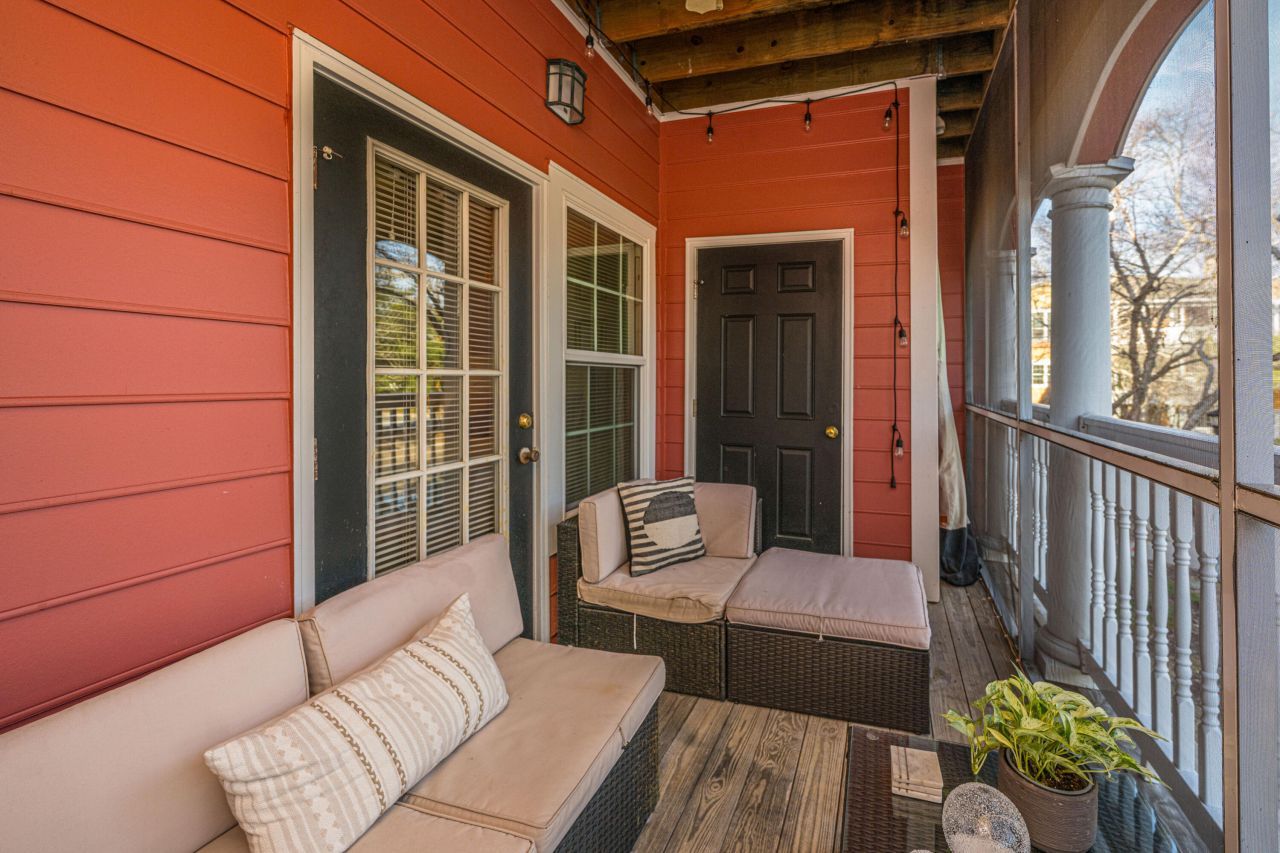 2126 Telfair Way Photo 33