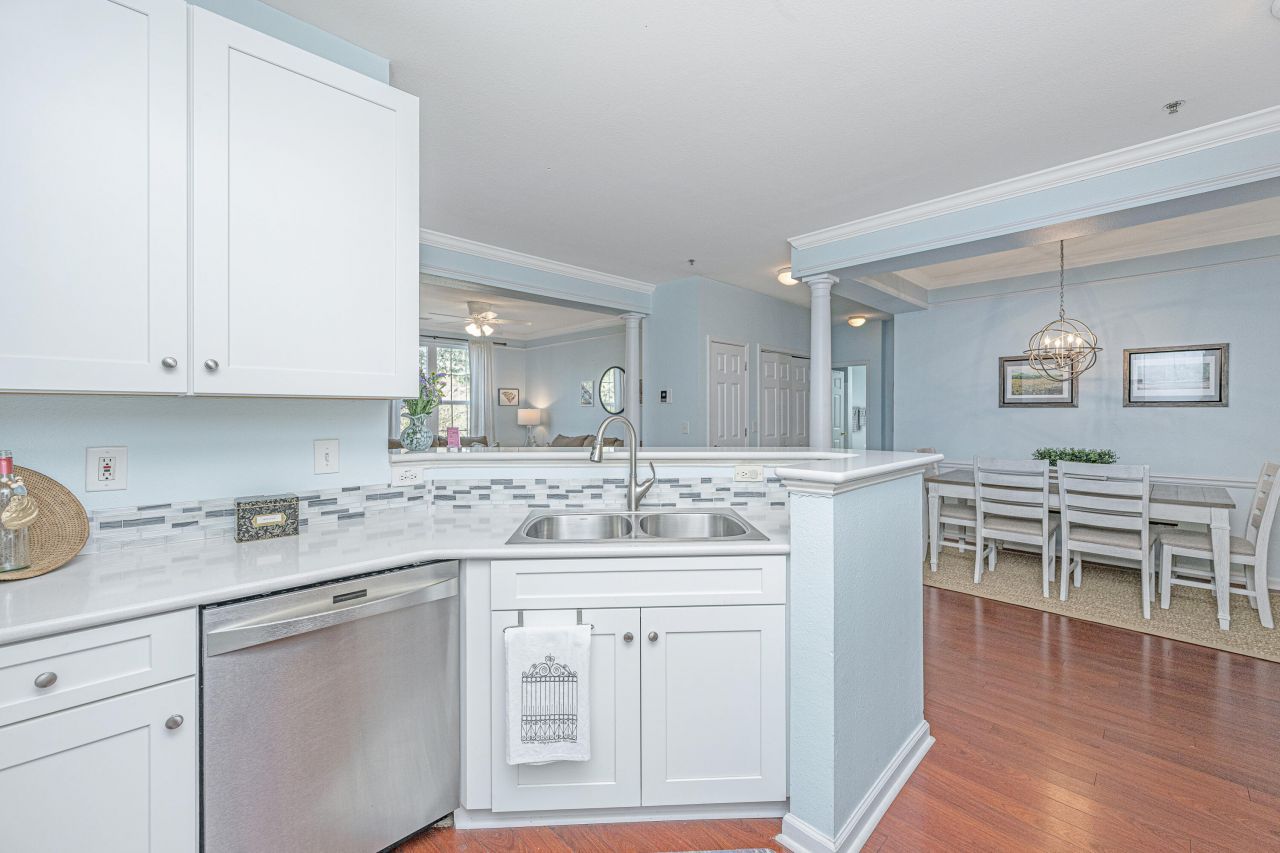 2126 Telfair Way Photo 6