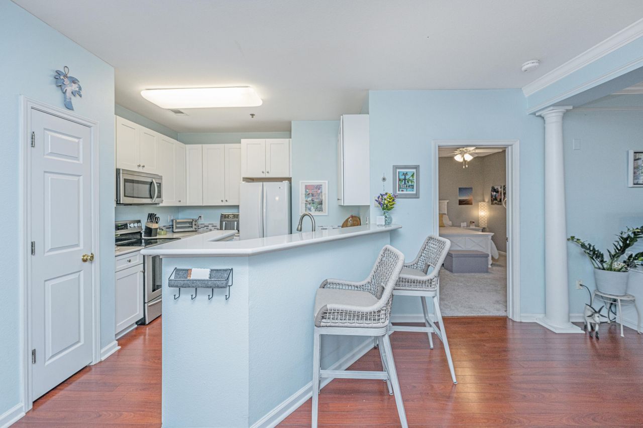 2126 Telfair Way Photo 9