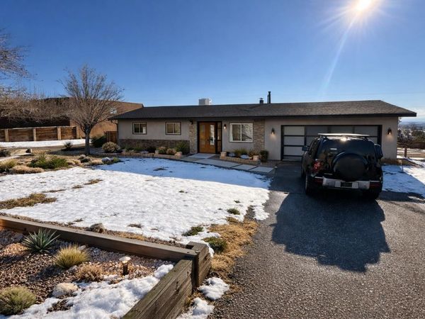 14304 Oakwood Place NE, Albuquerque, NM 87123