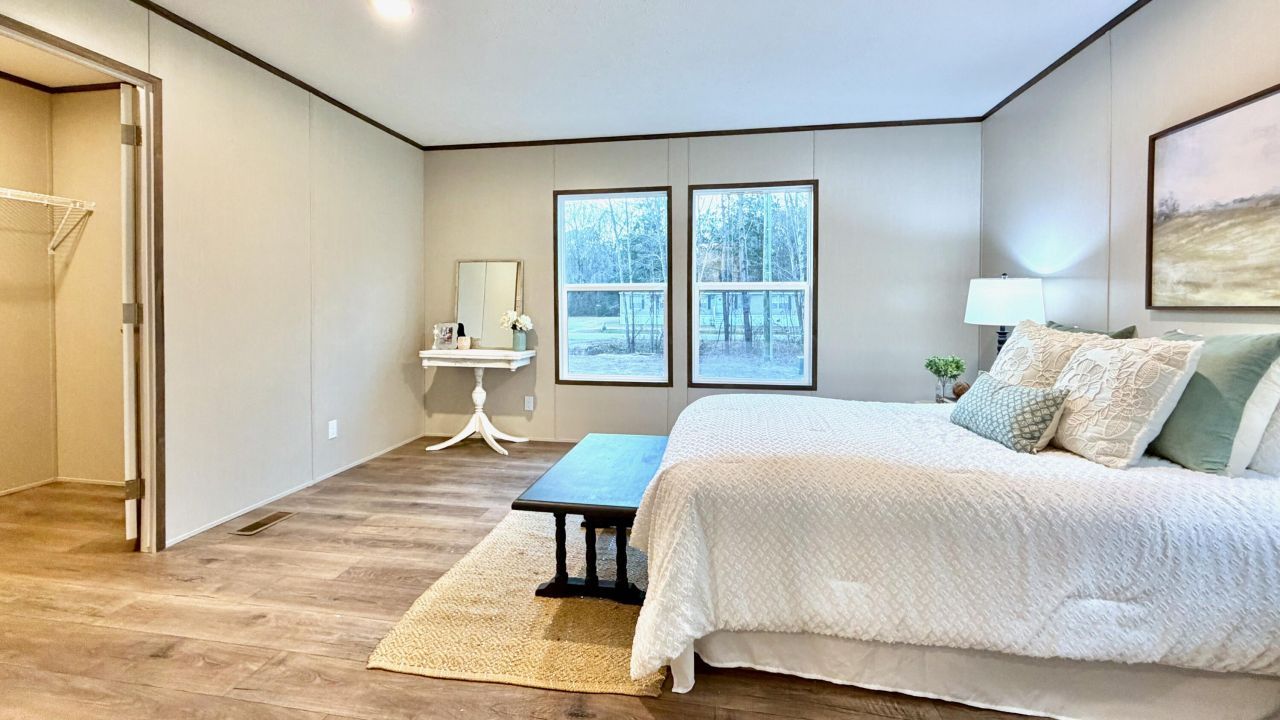 1036 Merell Avenue Photo 14