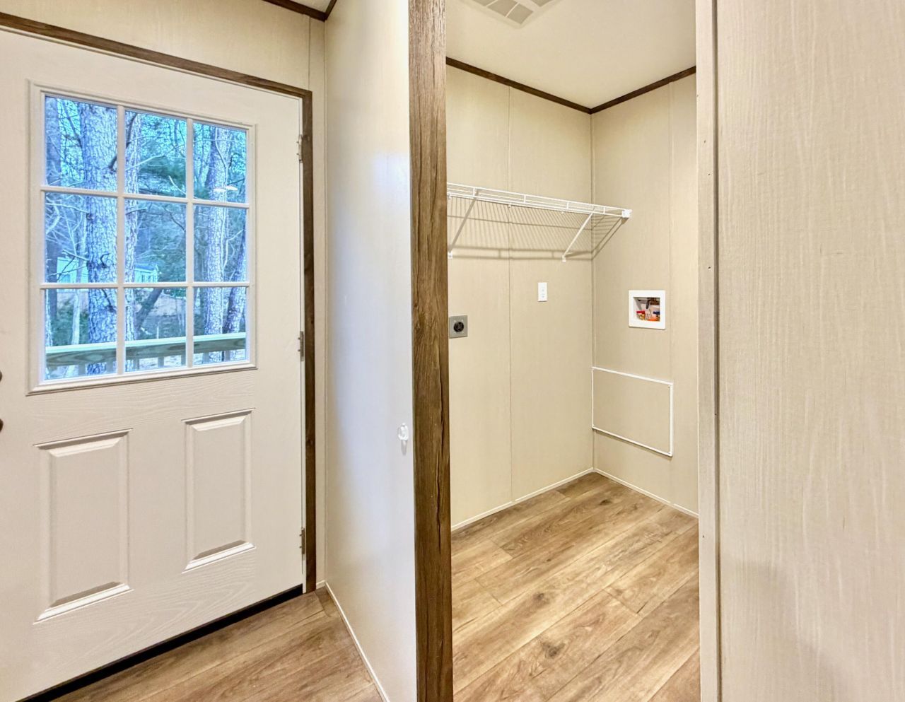 1036 Merell Avenue Photo 16